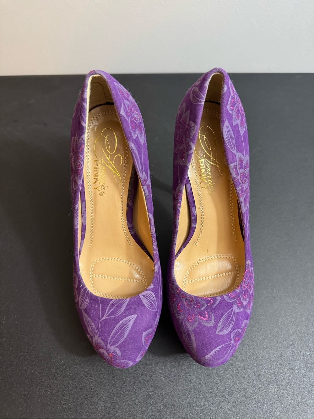 Women's Purple Floral Suede Pumps